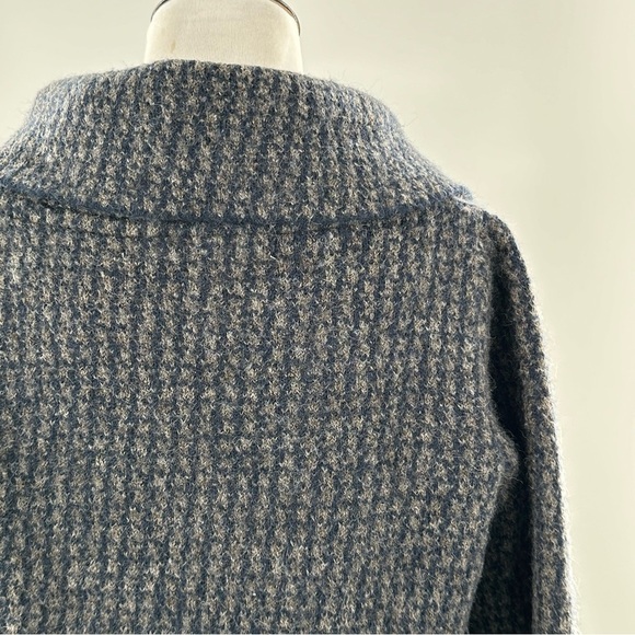 Max studio womens sweater size M grey blue houndstooth wool old money cardigan - Picture 8 of 12